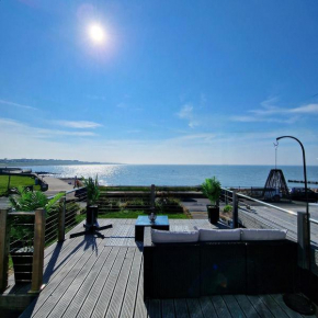 Stunning Beachfront House, Herne Bay, Kent